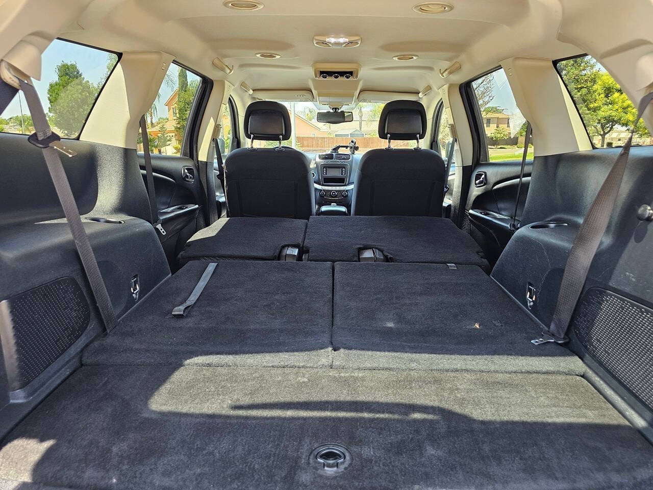 Used 2017 Dodge Journey Crossroad FWD image 20