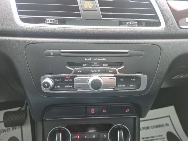 Used 2018 Audi Q3 2.0T Premium Plus w/ Premium Plus Package AWD/4WD image 28