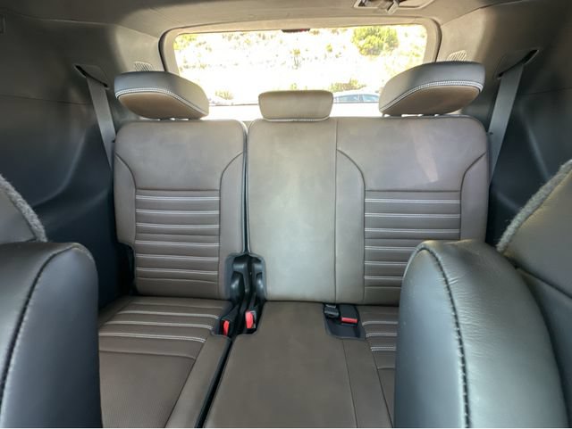 New 2026 GMC Acadia Denali Ultimate w/ LPO, Floor Liner Package AWD/4WD image 18