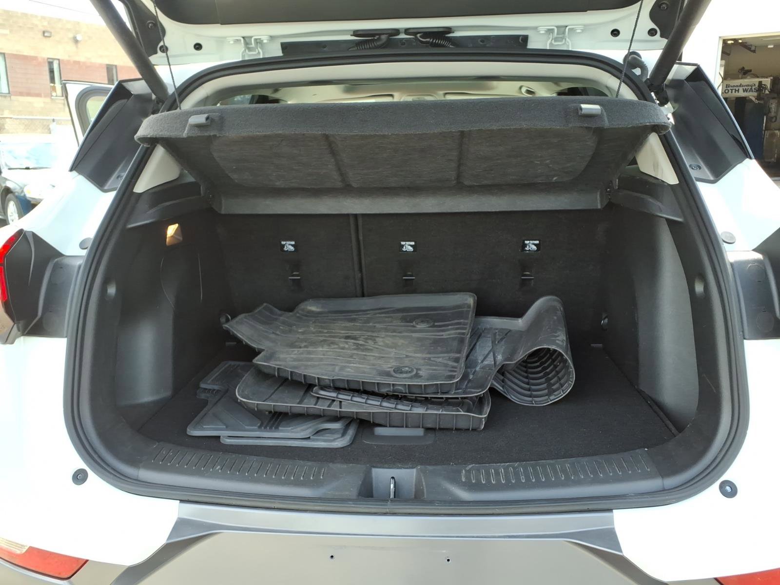 Certified 2023 Buick Encore GX Essence w/ Experience Buick Package AWD/4WD image 12