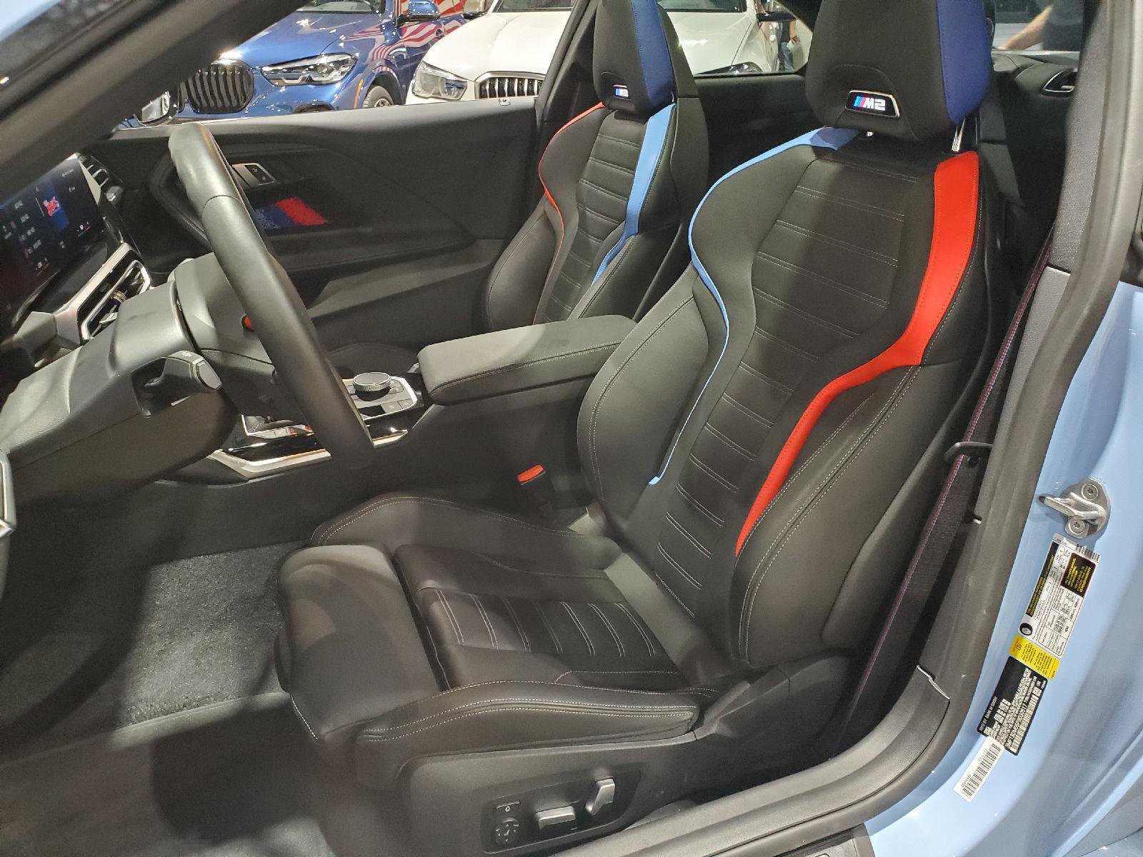 Used 2023 BMW M2 image 6