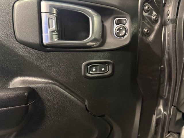 Used 2021 Jeep Wrangler Unlimited Sport image 13