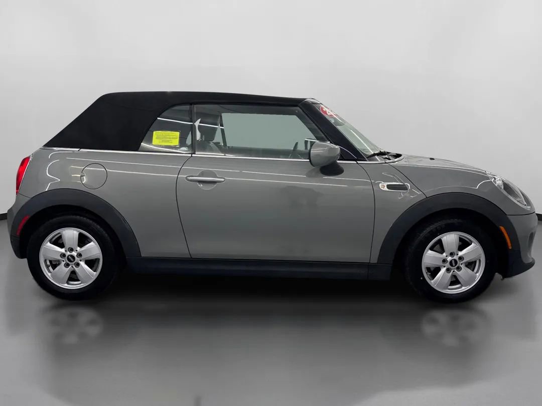 Used 2021 MINI Cooper Convertible image 11