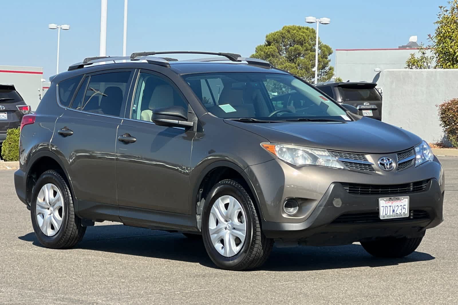 Used 2013 Toyota RAV4 LE AWD/4WD image 5