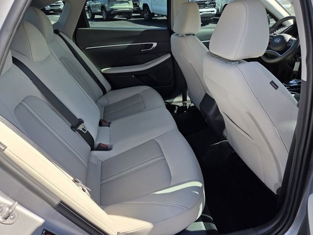 Used 2023 Hyundai Sonata SE image 18