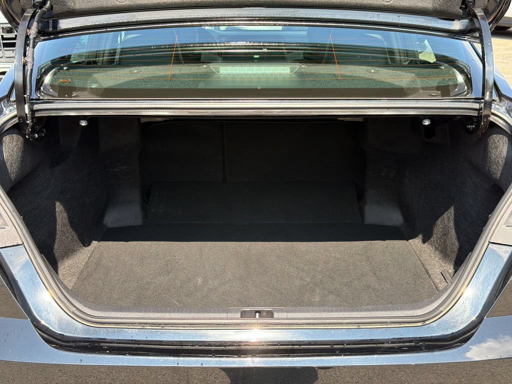 Used 2026 Toyota Camry SE FWD image 35