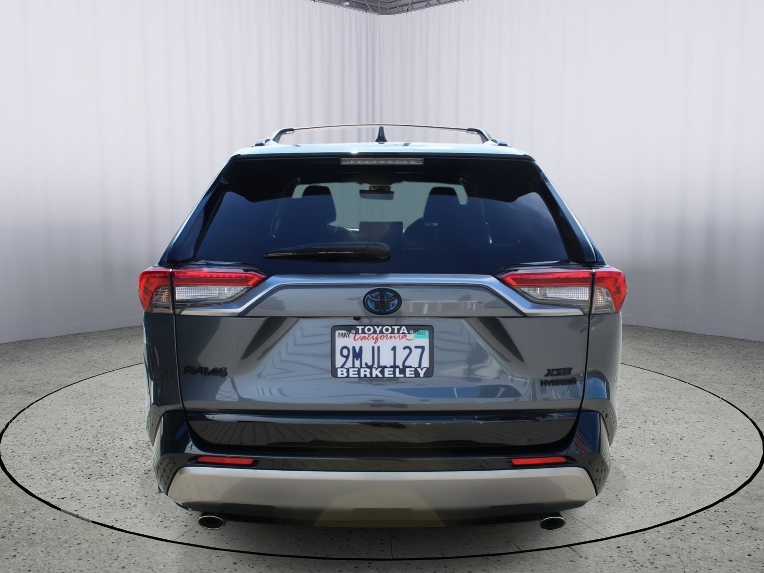 Used 2024 Toyota RAV4 XSE w/ Advanced Technology Package AWD/4WD image 7