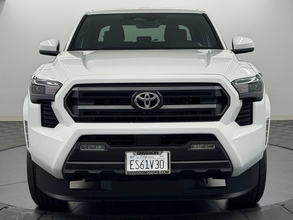 Used 2026 Toyota Tacoma SR5 AWD/4WD image 6