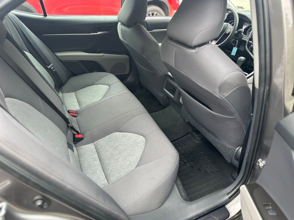 Used 2021 Toyota Camry LE FWD image 6