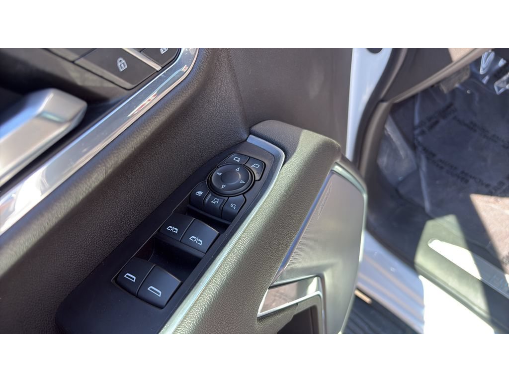 Used 2024 Chevrolet Silverado 3500 High Country w/ High Country Premium Package AWD/4WD image 7
