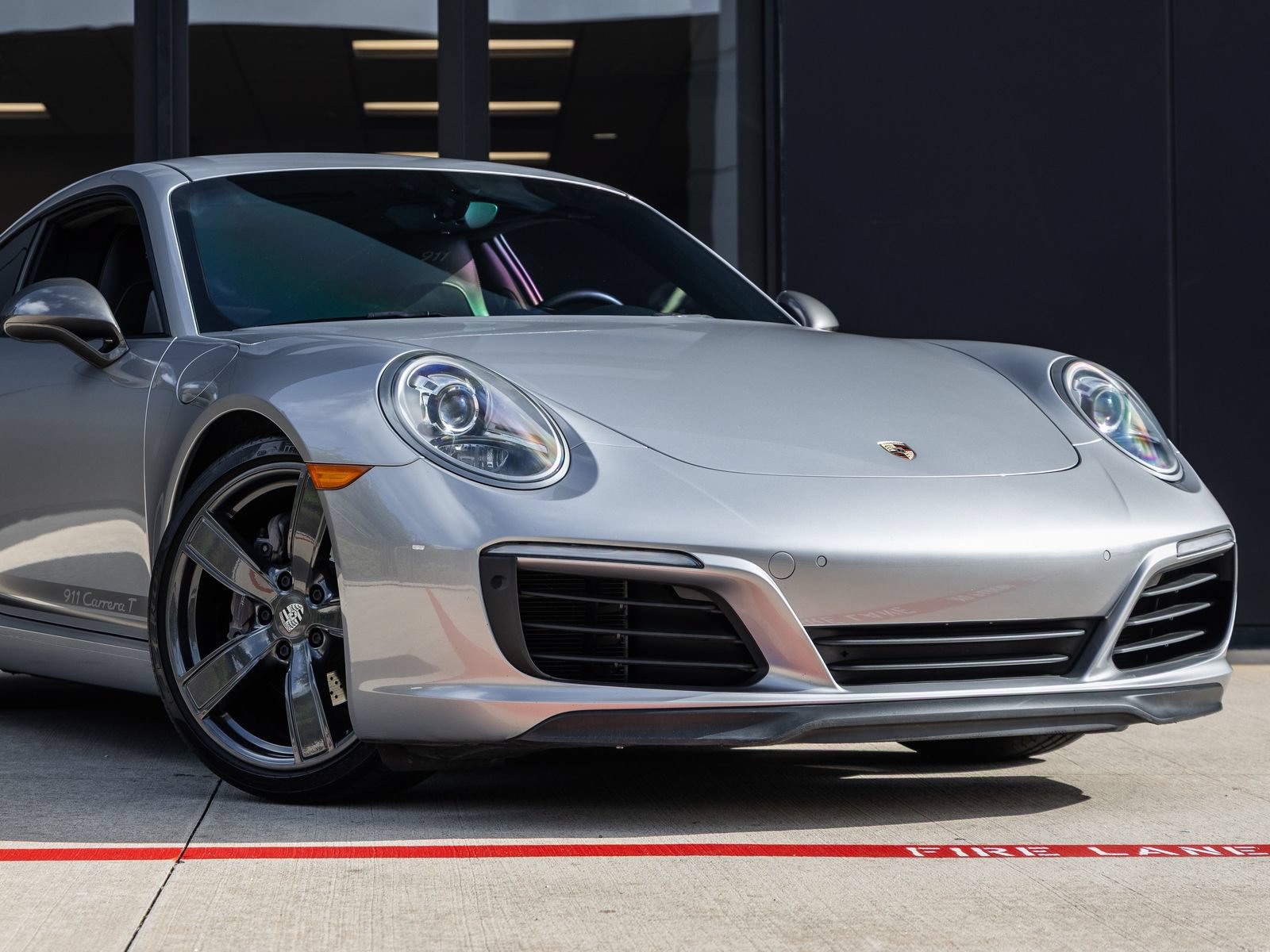 Certified 2018 Porsche 911 Carrera T RWD image 9
