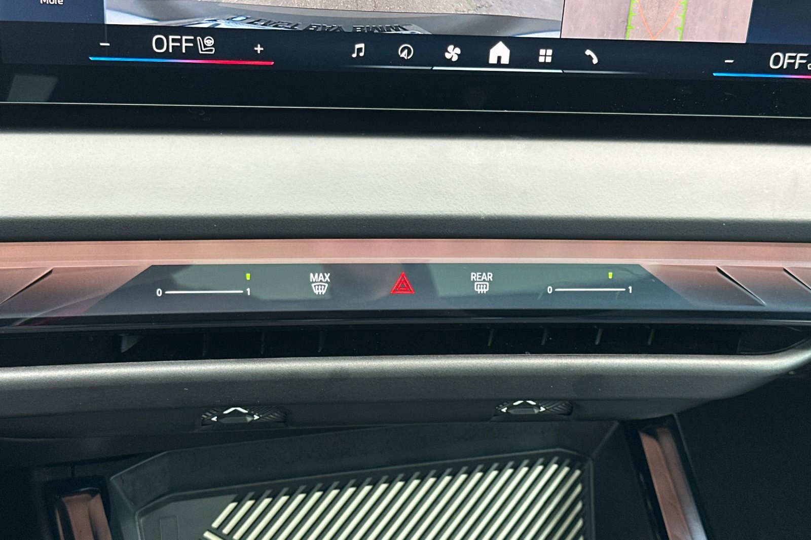 Used 2025 BMW X3 xDrive30i w/ Premium Package image 27