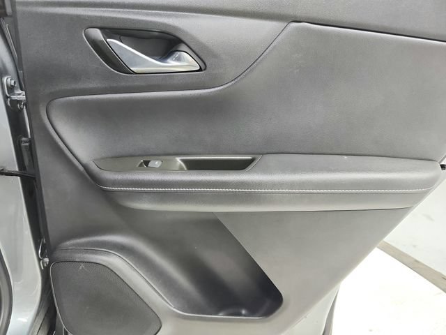 Used 2025 Chevrolet Blazer LT FWD image 40