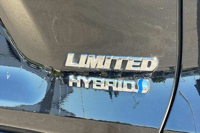 Certified 2023 Toyota RAV4 Limited AWD/4WD image 33