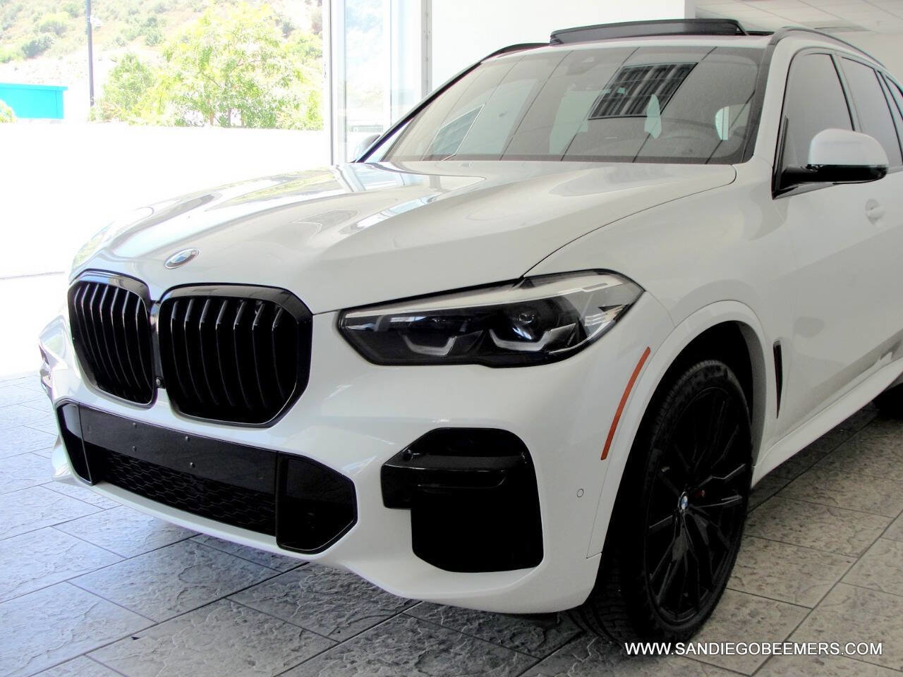 Used 2022 BMW X5 sDrive40i w/ M Sport Package image 40