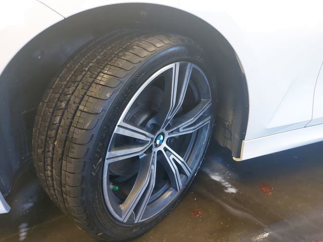 Used 2020 BMW 330i xDrive Sedan w/ M Sport Package image 31