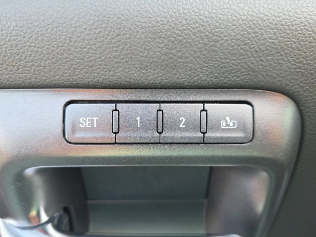 Used 2015 GMC Sierra 1500 SLT w/ All-Terrain Package AWD/4WD image 20