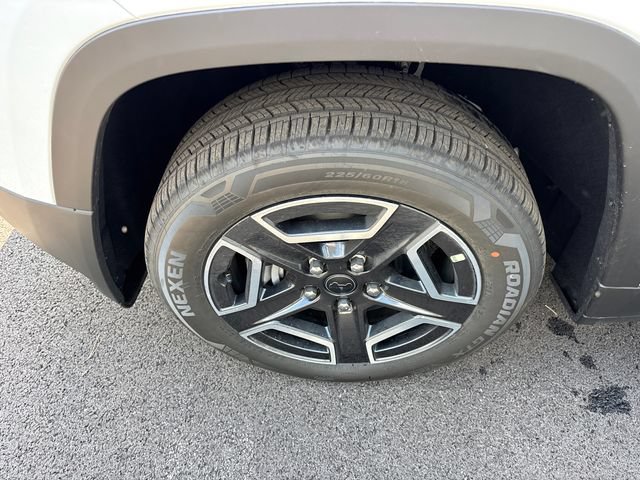 New 2026 Jeep Cherokee Laredo AWD/4WD image 31