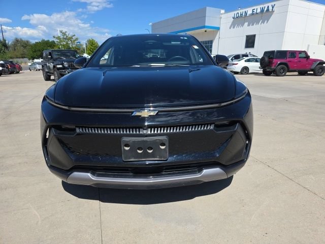Used 2024 Chevrolet Equinox EV LT FWD image 2