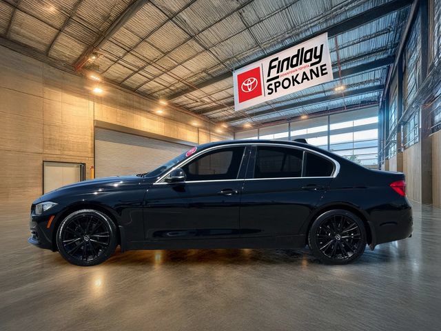 Used 2017 BMW 330i Sedan RWD image 3