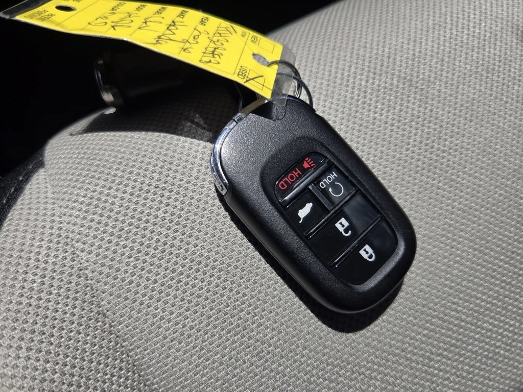 Used 2026 Honda CR-V EX image 18