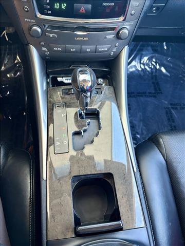 Used 2010 Lexus IS 350C RWD image 13