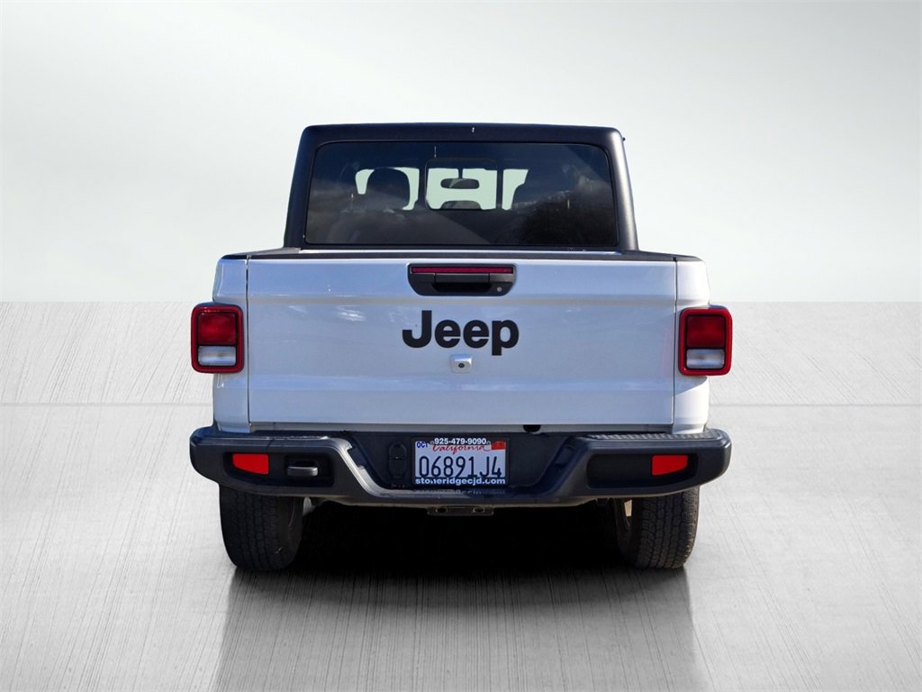 Used 2023 Jeep Gladiator Sport image 5