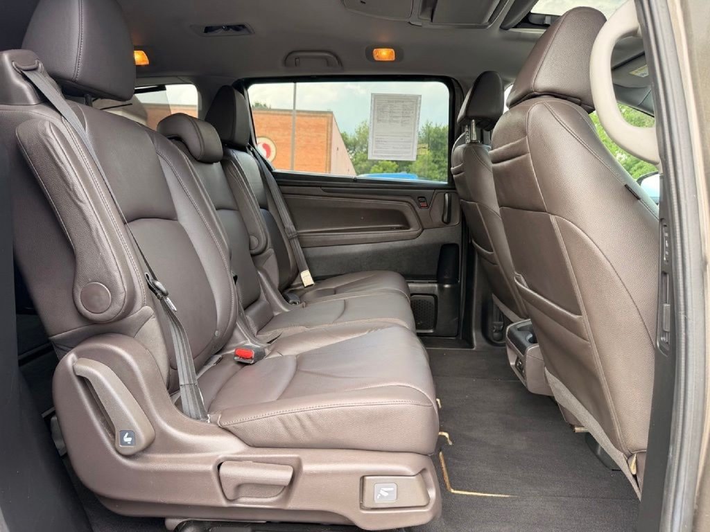 Used 2018 Honda Odyssey Elite image 14