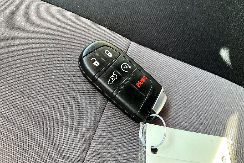 Used 2022 Dodge Durango GT w/ Trailer Tow Group IV image 13