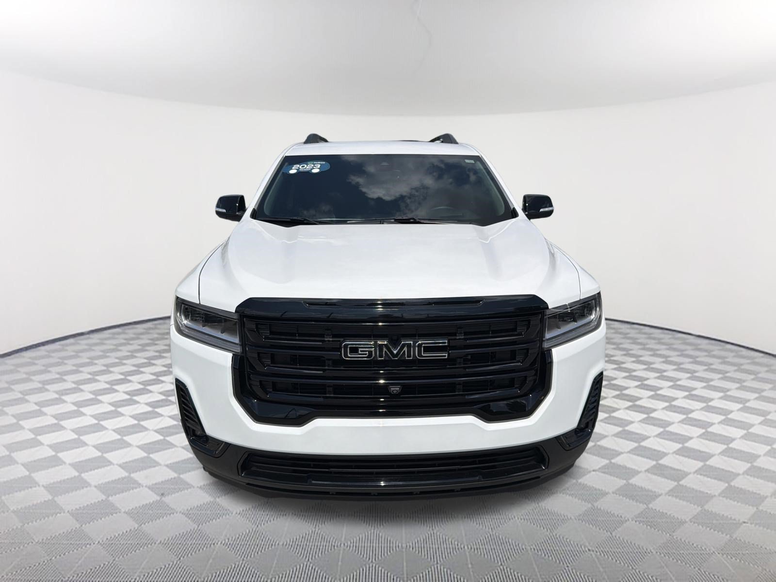 Certified 2023 GMC Acadia SLT w/ Elevation Edition FWD image 9