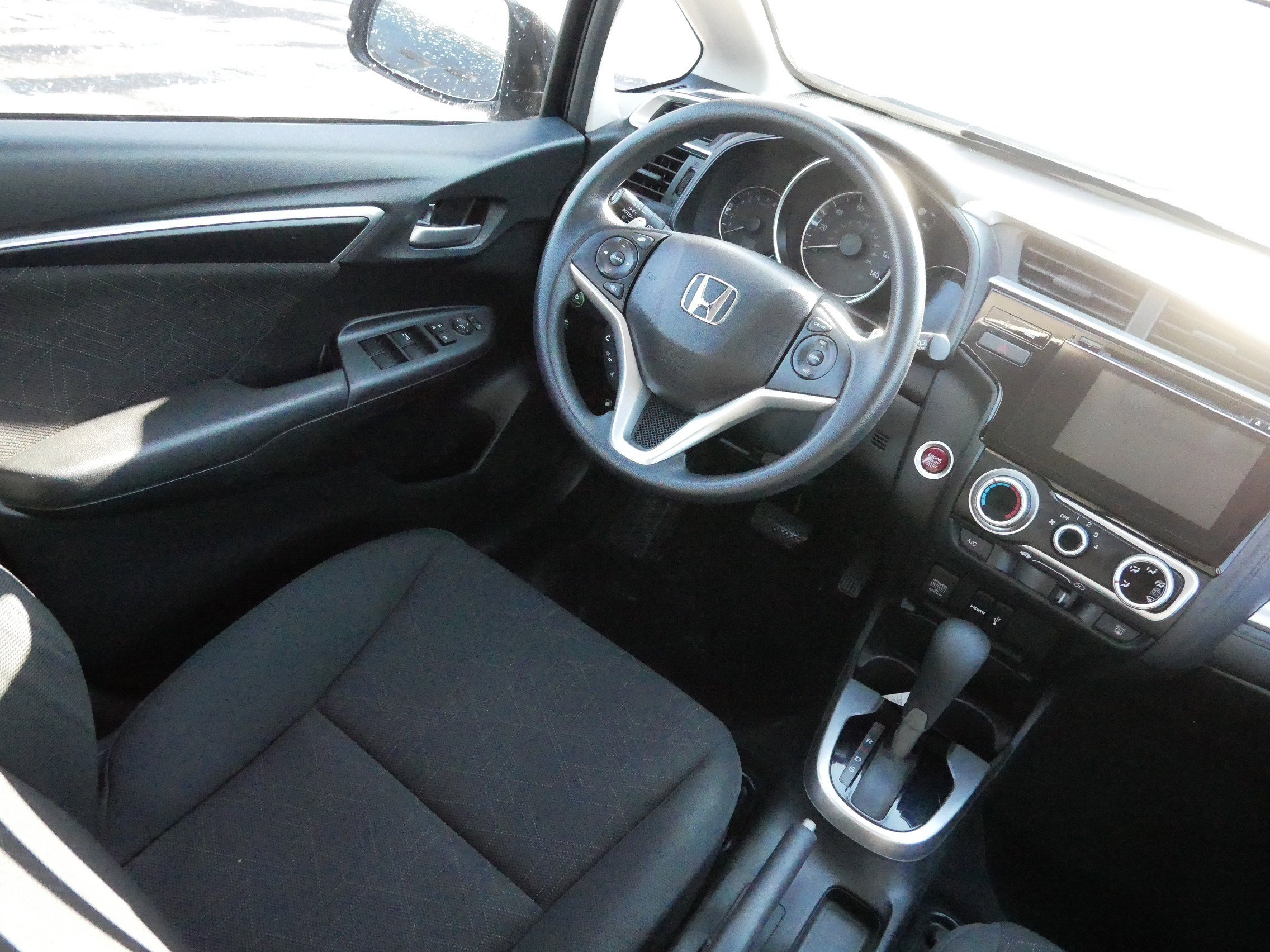 Used 2016 Honda Fit EX image 9