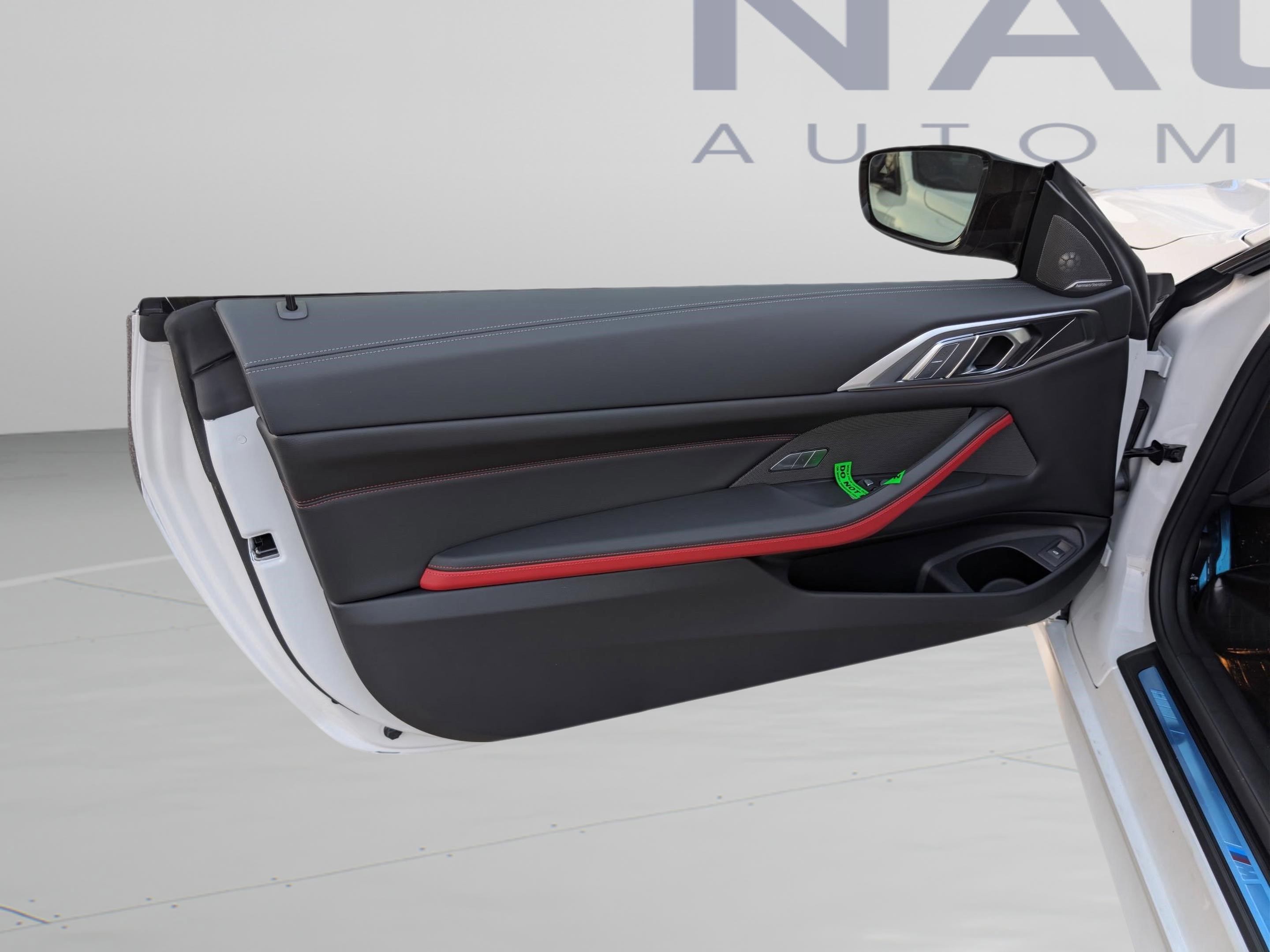 Used 2026 BMW M440i Coupe RWD image 47