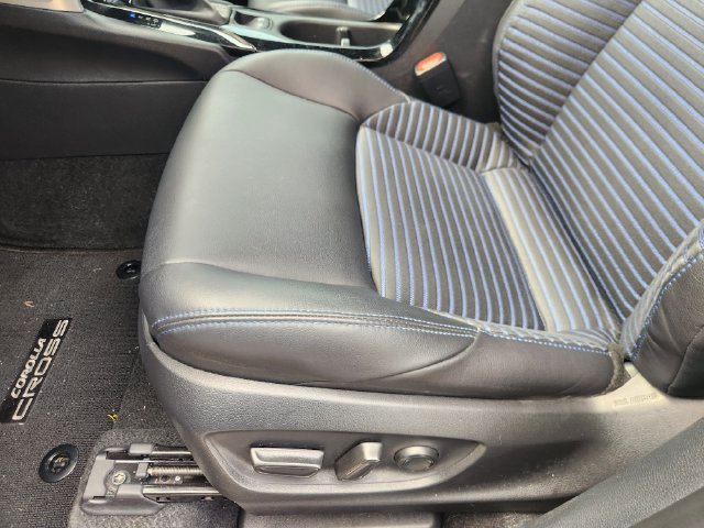 Used 2024 Toyota Corolla Cross AWD Hybrid w/ Convenience Package image 23