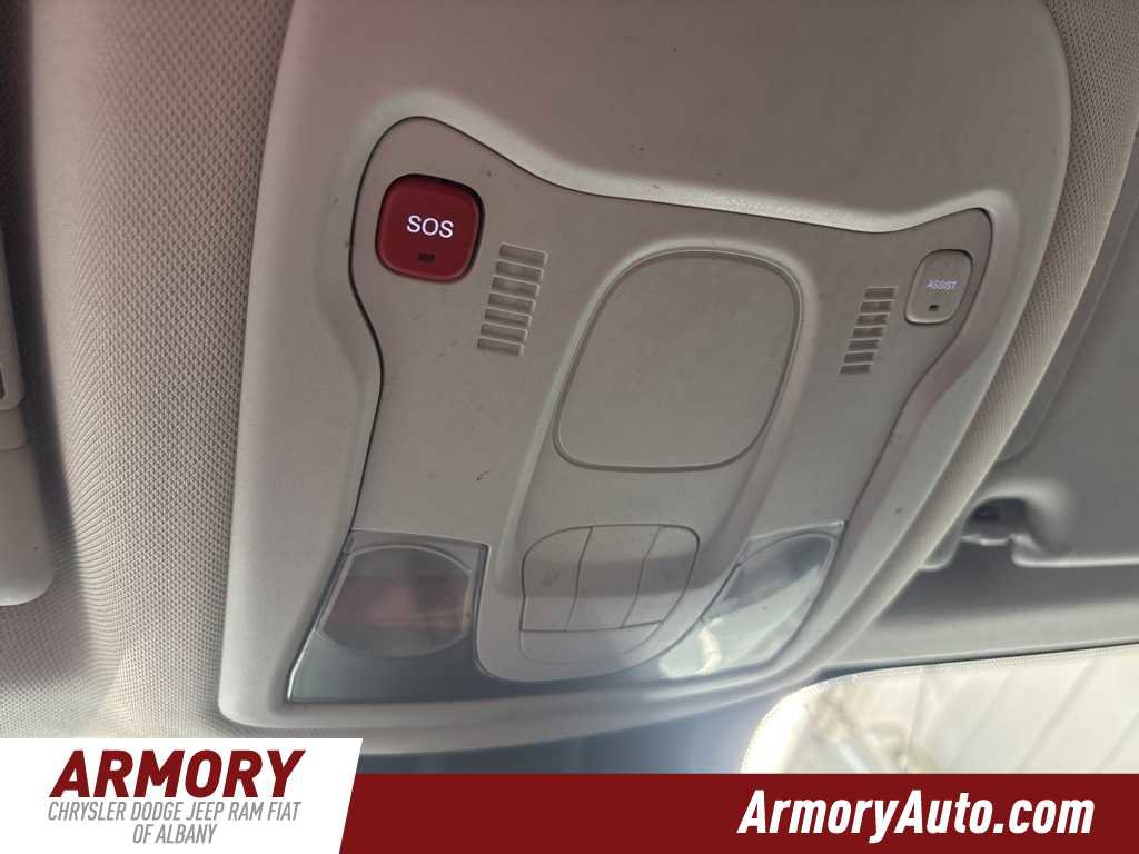 Used 2023 Jeep Renegade Latitude image 20