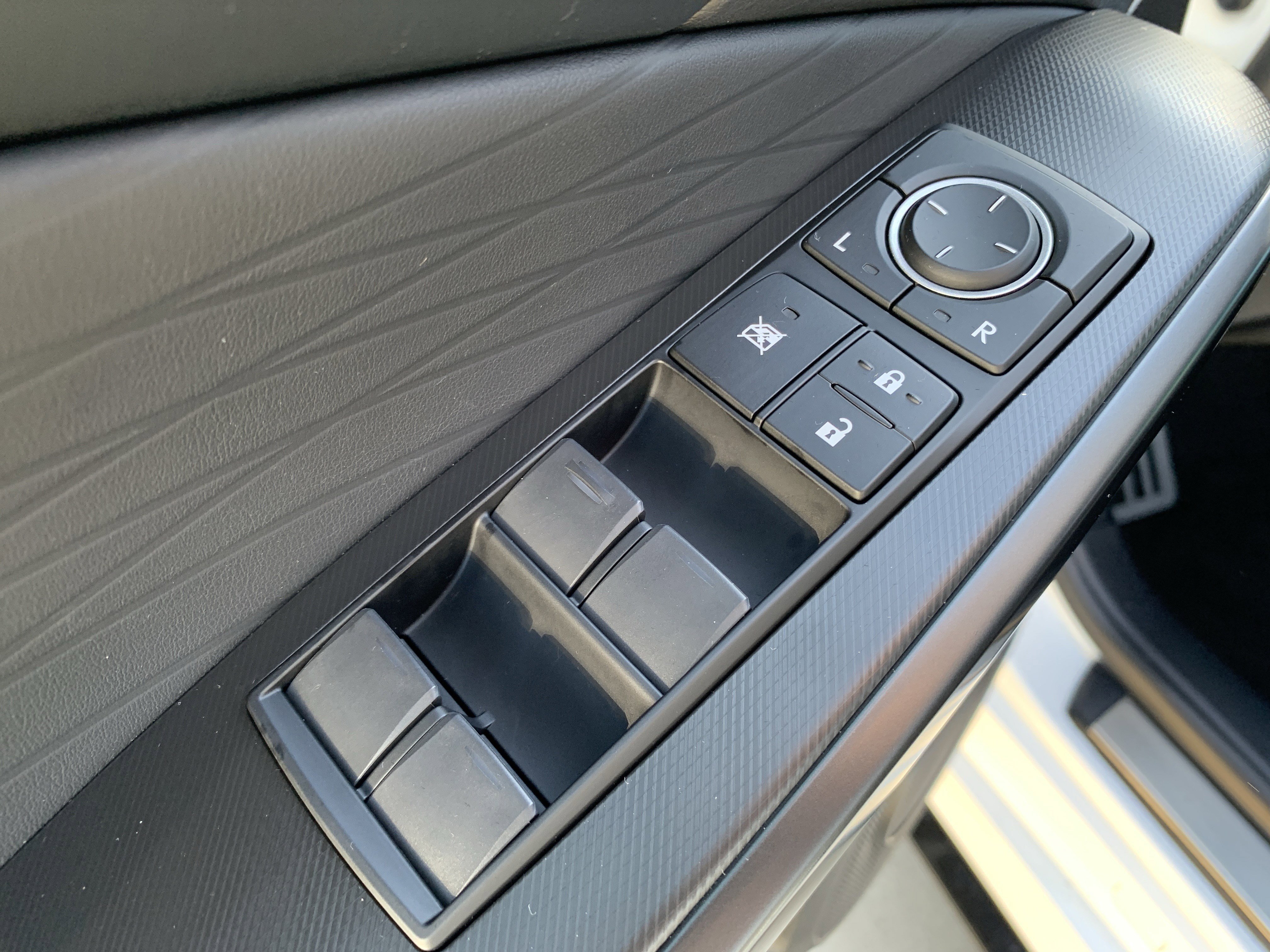 Used 2024 Lexus IS 350 F Sport w/ Memory Package image 15