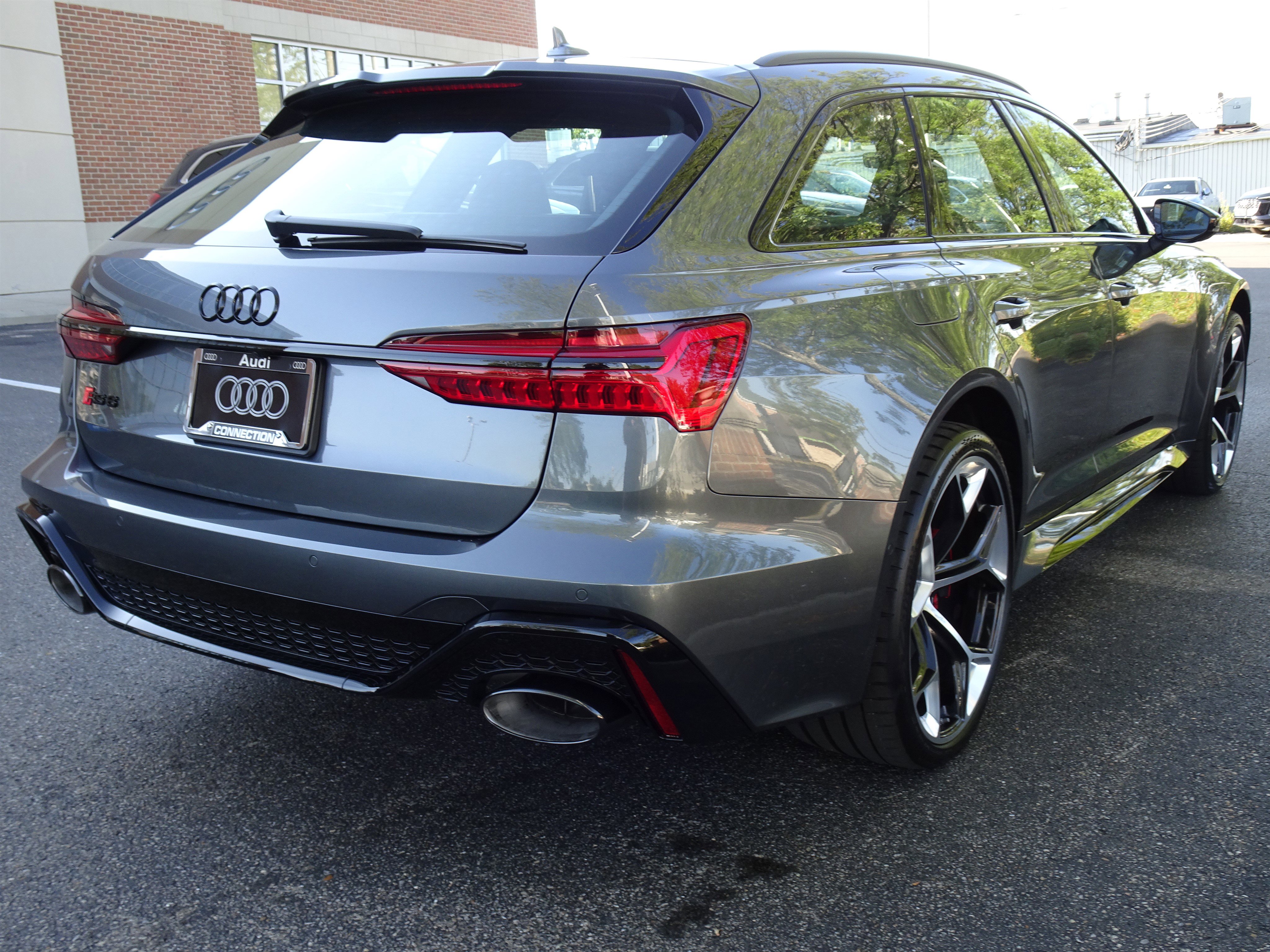 New 2026 Audi RS 6 performance image 5