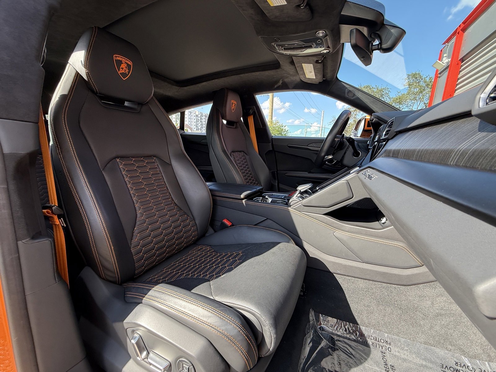 Used 2023 Lamborghini Urus S image 14