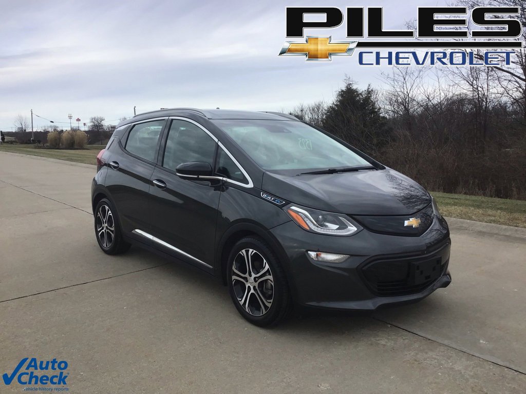 Used 2019 Chevrolet Bolt Premier w/ Infotainment Package image 1