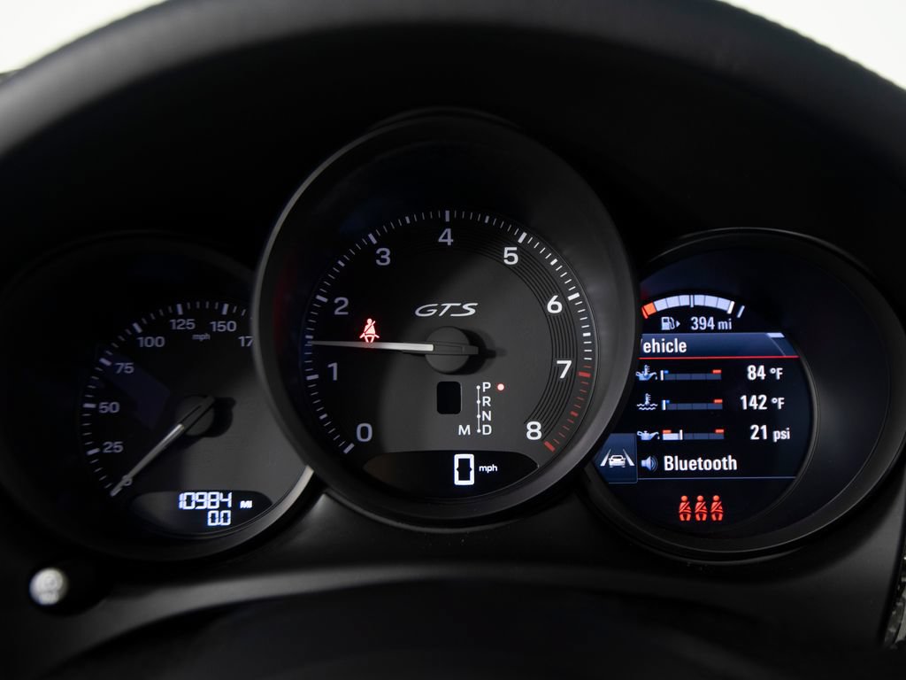Certified 2025 Porsche Macan GTS AWD/4WD image 22