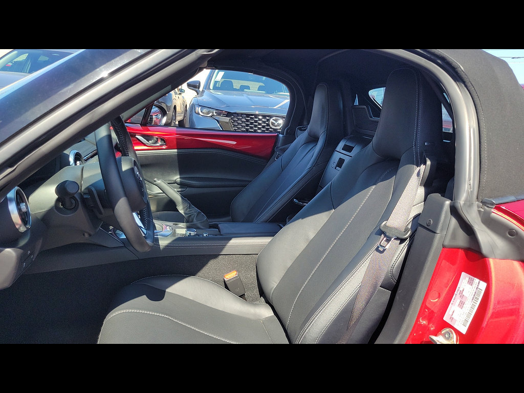 Certified 2026 MAZDA MX-5 Miata Grand Touring w/ Weather Package RWD image 10