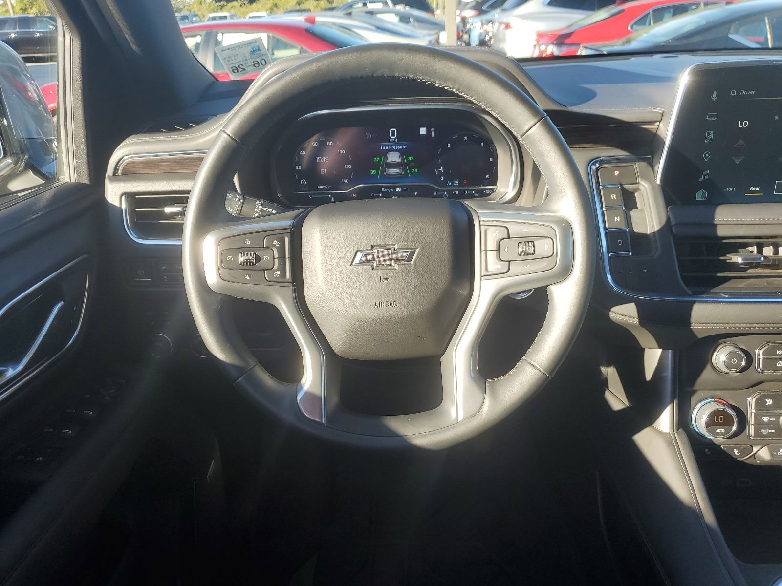 Certified 2024 Chevrolet Tahoe Z71 w/ Luxury Package image 11