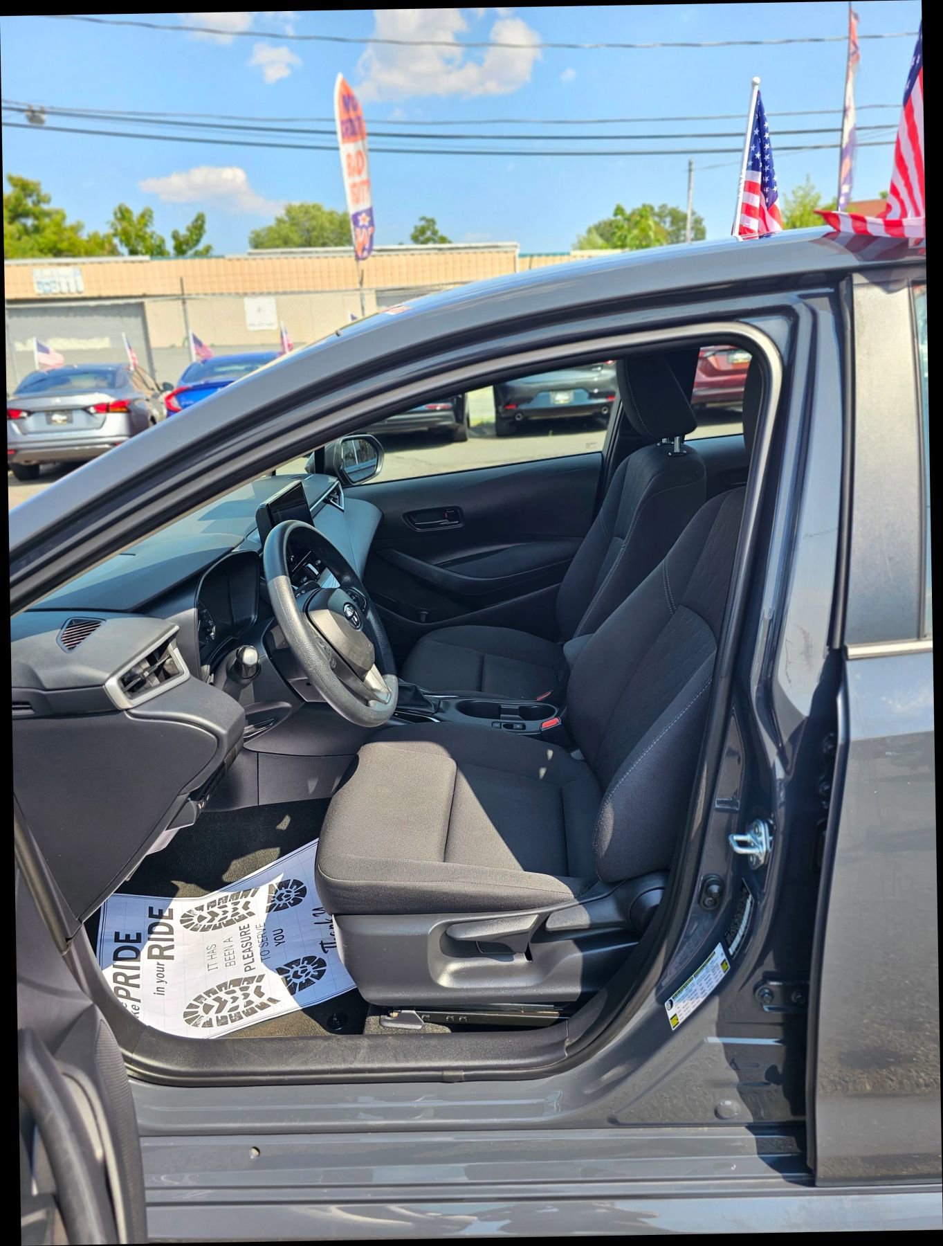 Used 2024 Toyota Corolla LE image 7