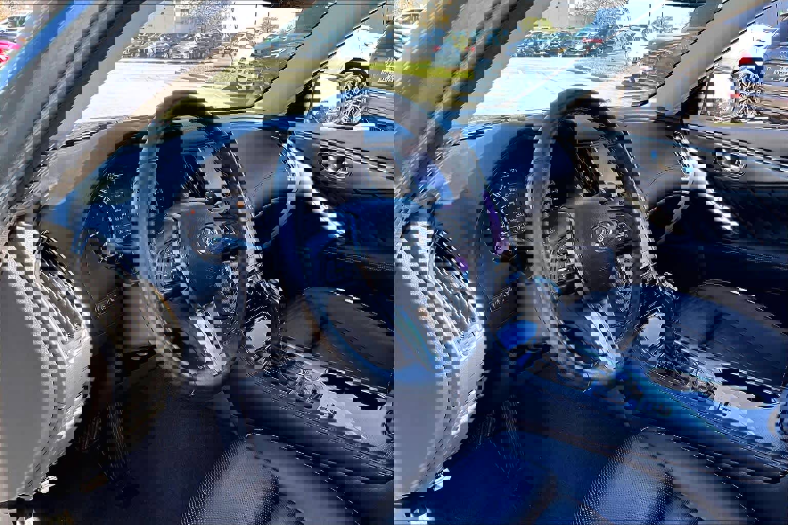 Used 2018 INFINITI Q50 Sport image 15