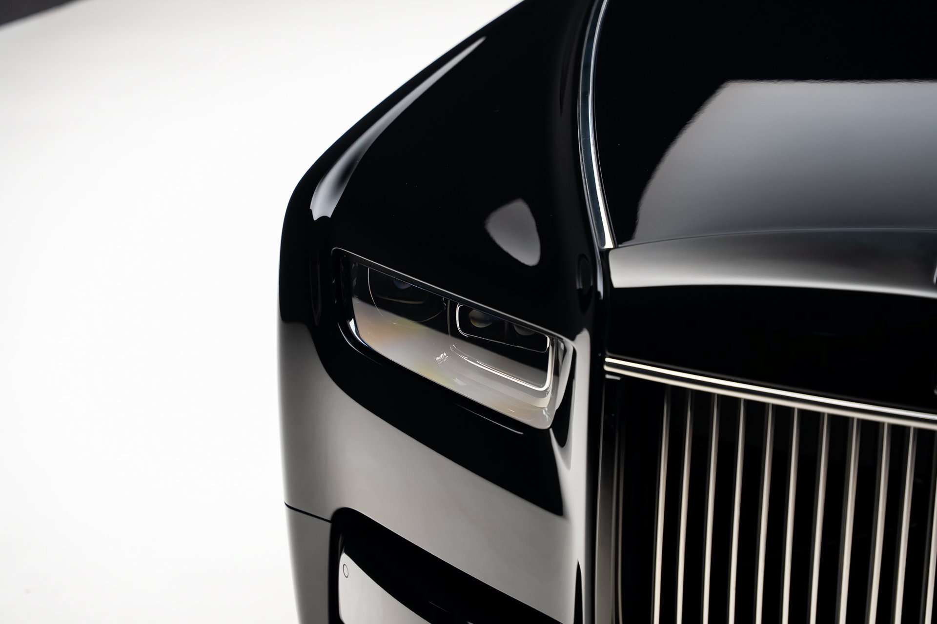 Used 2024 Rolls-Royce Phantom Extended Wheelbase RWD image 13