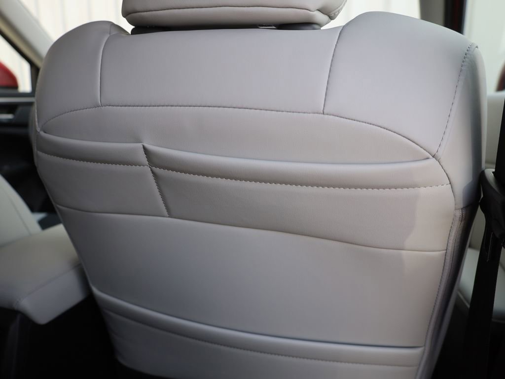 New 2025 Mitsubishi Outlander SE image 25