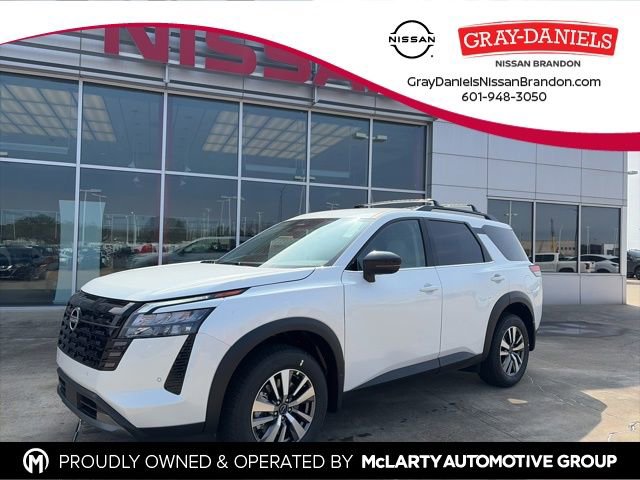 New 2026 Nissan Pathfinder SL image 1