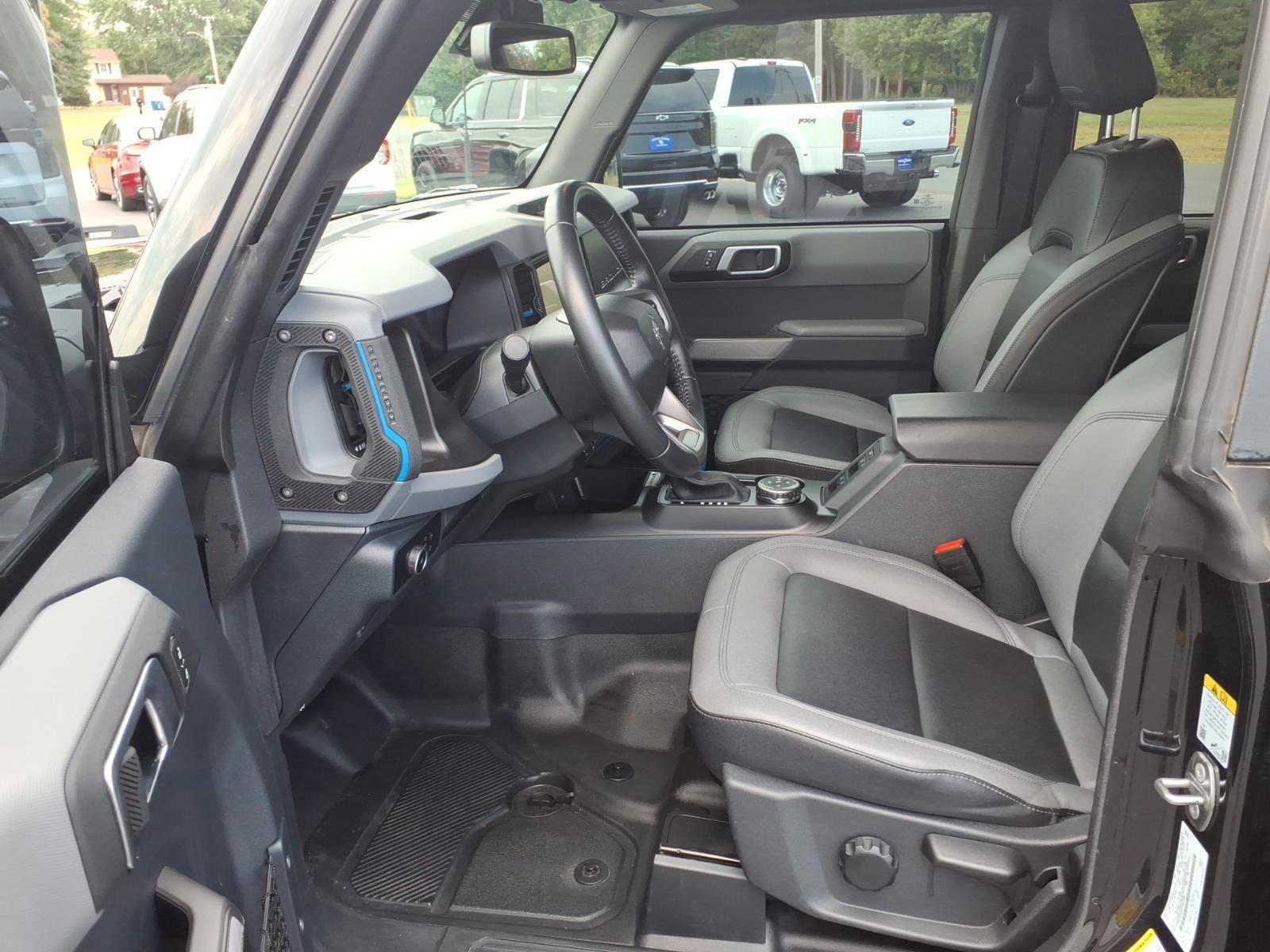 Certified 2023 Ford Bronco Black Diamond AWD/4WD image 10