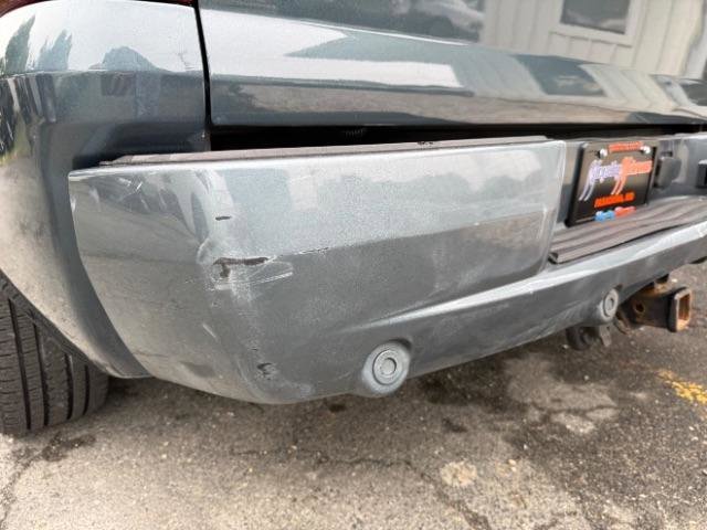 Used 2012 Chevrolet Avalanche LTZ AWD/4WD image 38