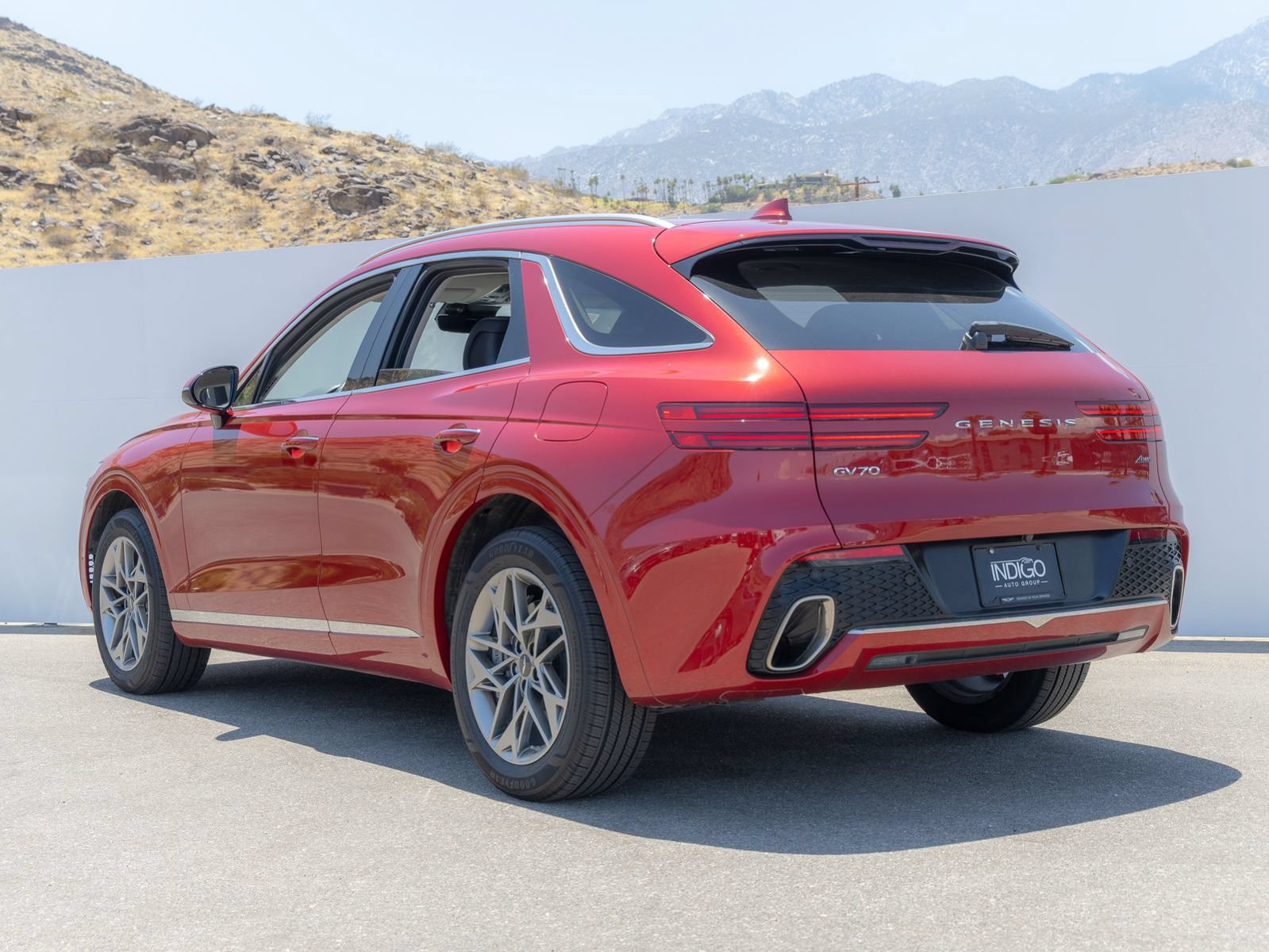 Used 2024 Genesis GV70 2.5T w/ Select Package AWD/4WD image 9