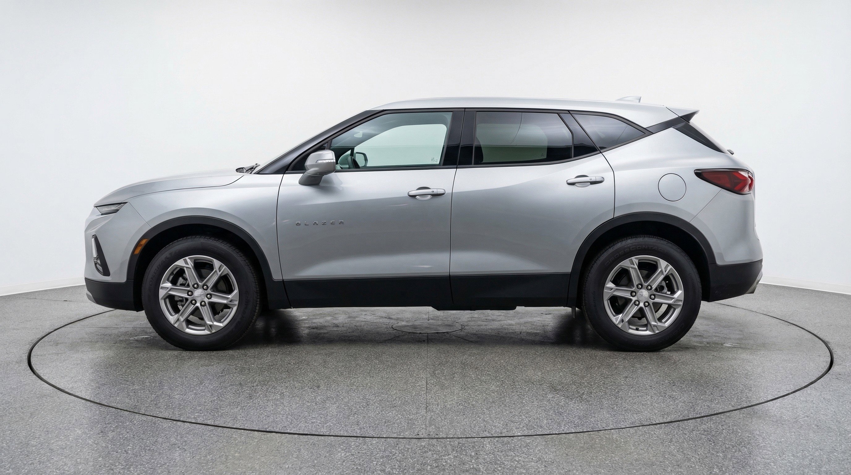 Used 2025 Chevrolet Blazer LT image 5